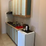 Petros & 아파트 릭수리
