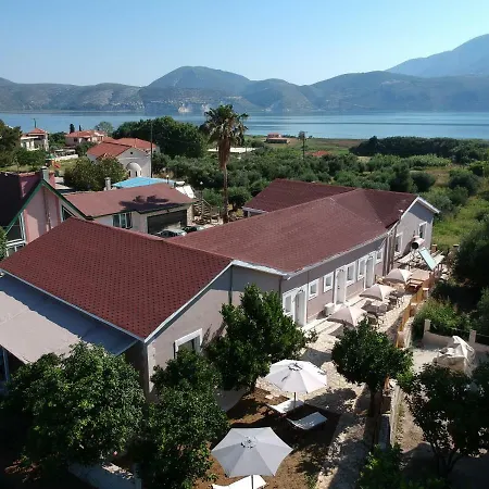 Petros & شقة ليكسوري