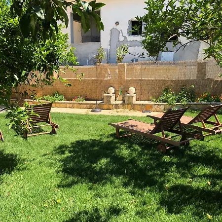 Petros & ليكسوري